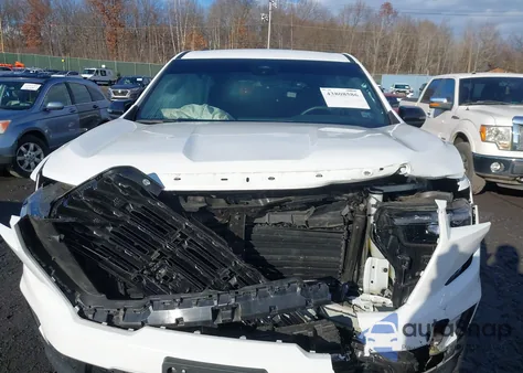 2025 GMC Acadia Awd Elevation z USA, uszkodzony, nr VIN 1GKENNRS7SJ152464